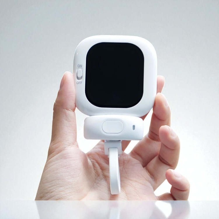 Capture Stunning Vlogs Anywhere with the Vlogmate Mini AMOLED Selfie Monitor for iPhone